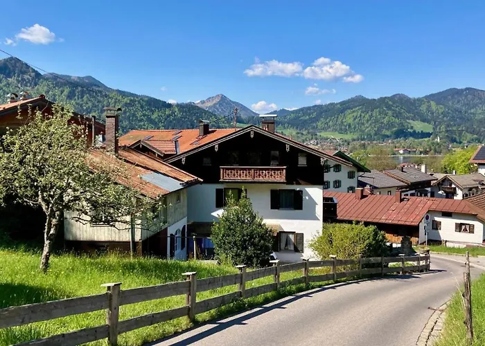 Koelbl Apartments - Ferienwohnungen Am Tegernsee